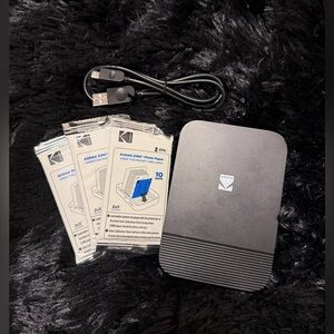 Kodak Smile Instant Digital Photo Printer Bundle with ZINK Paper